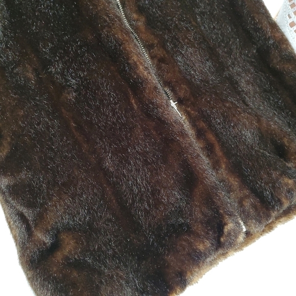 New Catherine Stewart Brown Soft Faux Fur Vest Sz S - Picture 11 of 15